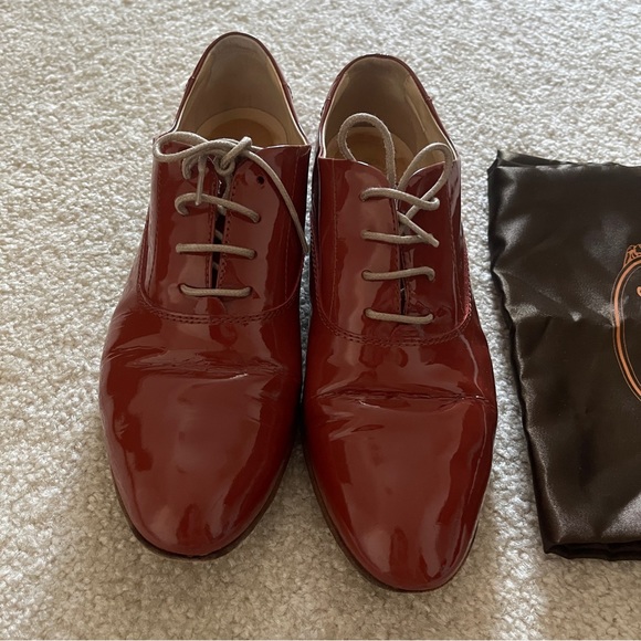 COPY - Tod’s Leather Oxfords Shoes 7.5 - Picture 2 of 10